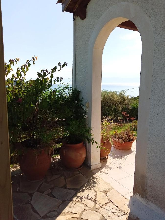 Votsalo Summer House By The Beach Porto Heli Exterior photo